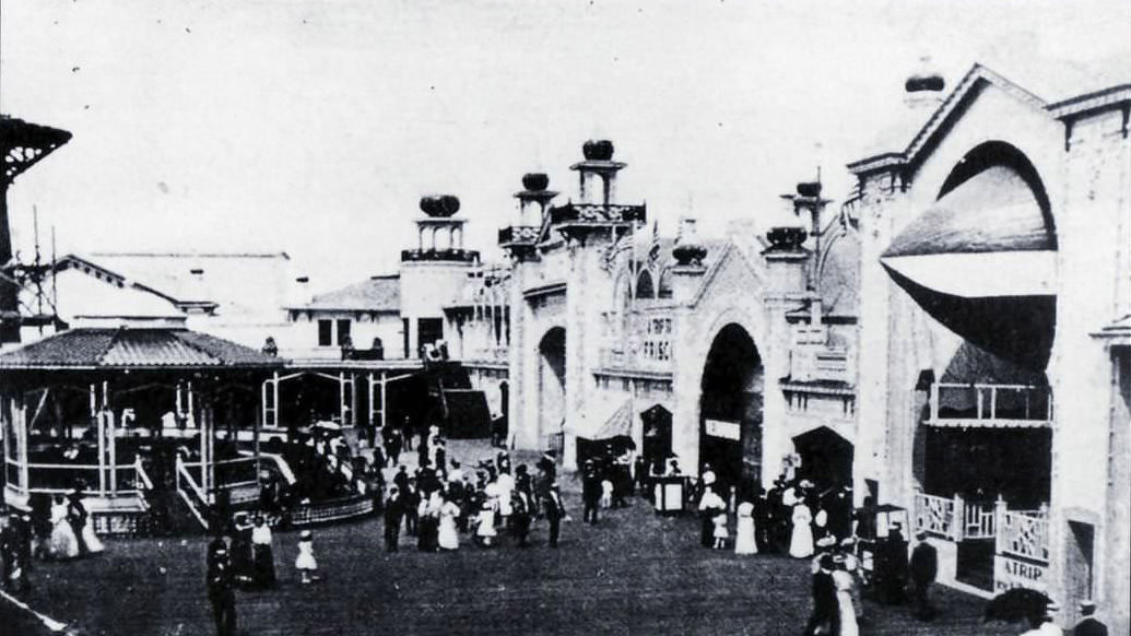 Happy Land Amusement Park Opened In South Beach With Free Admission; 30,000 People Showed Up, 1906.