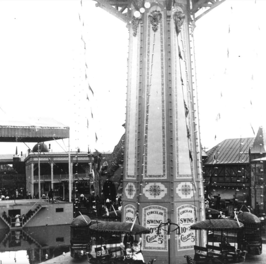Happy Land Amusement Park'S Classic Photo Of The Circular Swing In South Beach, Early 1900S.