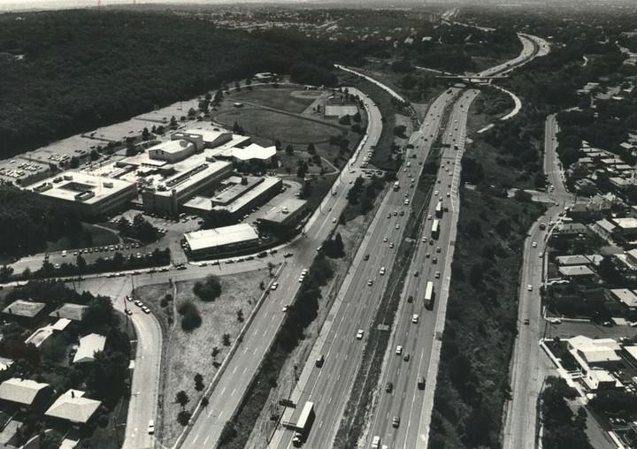 Staten Island Expressway &Amp;Amp; College Of Staten Island (Now Petrides), Circa 1989