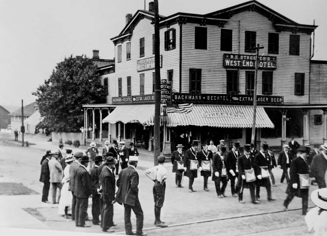 West End Hotel In Tottenville, Good Place For A Drink, Sold In 1886 To Beer Baron George Bechtel, 1930S