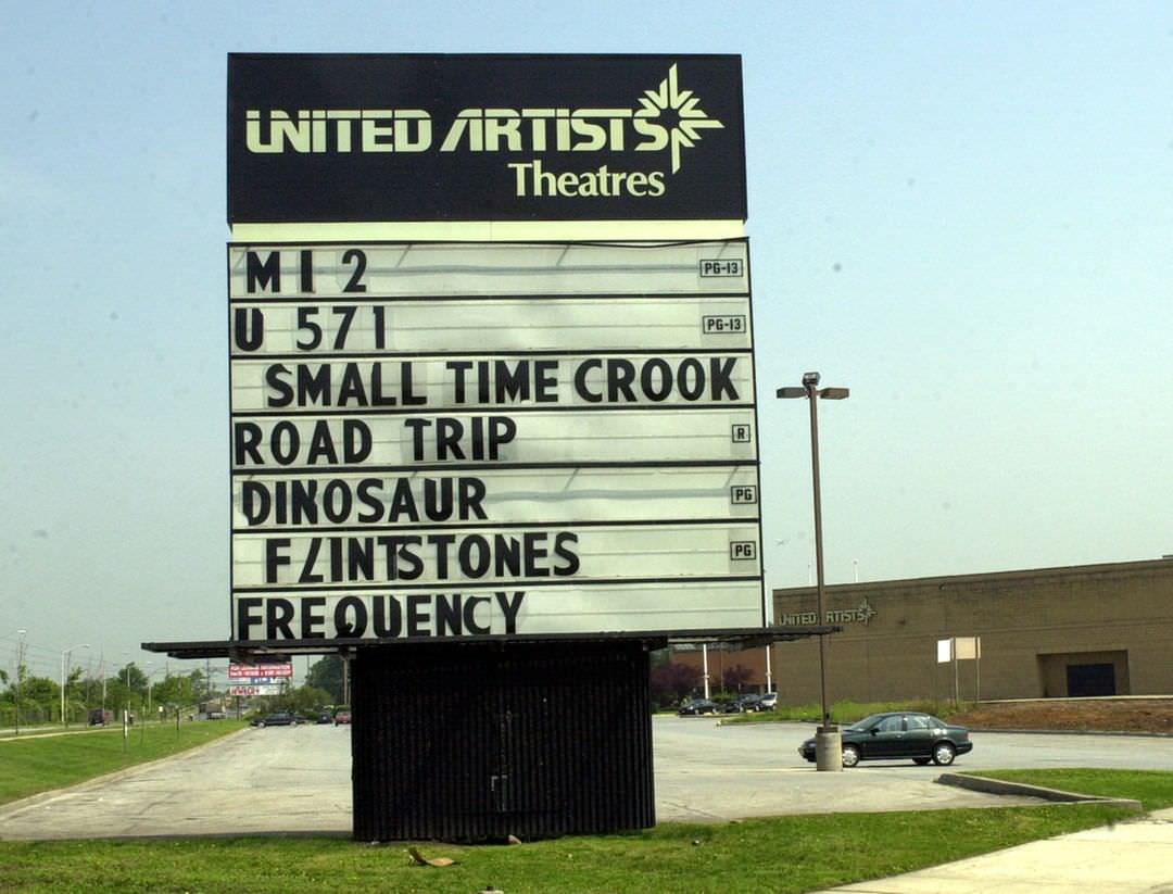 The Marquee At United Artists Theatres, Travis, Staten Island, 1990S