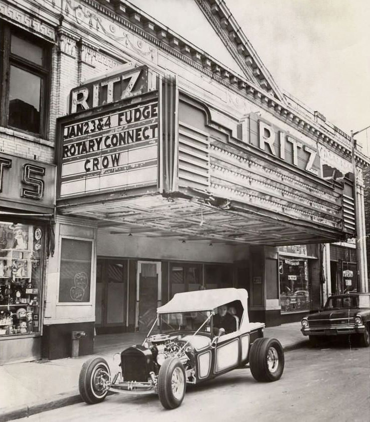 The Ritz, Largest Theater On Staten Island, Home To Vaudeville Shows And Movies, Closed In 1968.