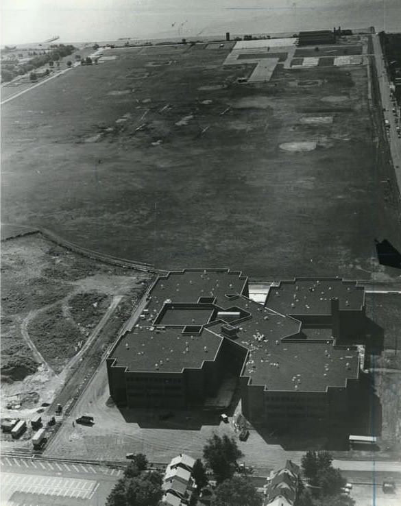 View Of The &Amp;Quot;New&Amp;Quot; New Dorp High School And Miller Field, Circa 1982.