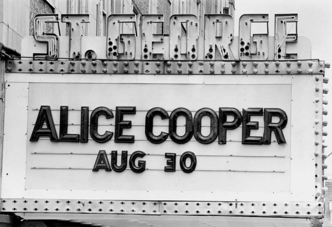 Alice Cooper Performs At The Renovated St. George Theater, 1981.