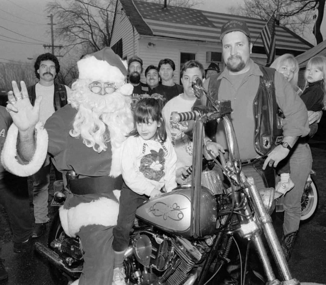 Santa Claus Rides A Harley-Davidson At The Lowriders Motorcycle Club'S Christmas Party, 1994