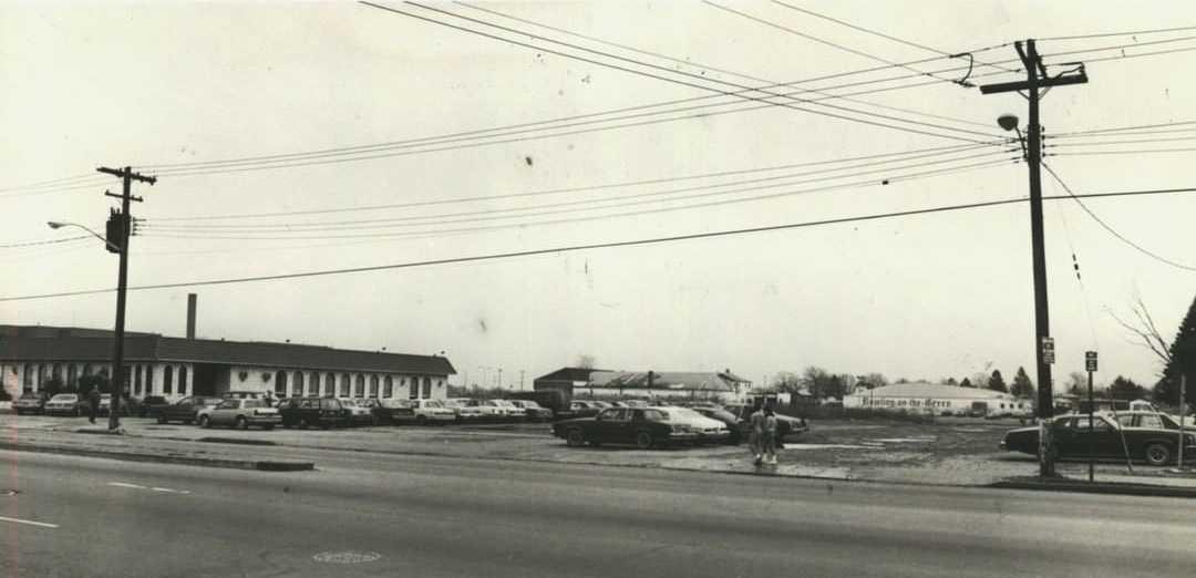 Hylan Blvd., New Dorp, Before The Post Office Was Built, Diner Of The 80'S On The Left, Bowling On The Green, Center And Star Pontiac On The Right, 1985.