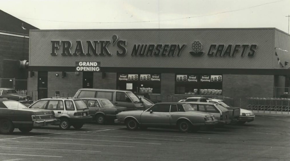 Frank'S Nursery &Amp;Amp; Crafts In New Dorp, Previously Called Flower Time, 1990.