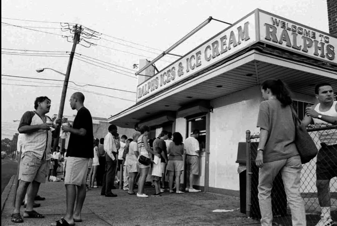 People Line Up At Ralph'S Ices In Port Richmond, 1997.