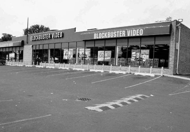 Blockbuster Video, Hylan Blvd., Grant City, 1999.