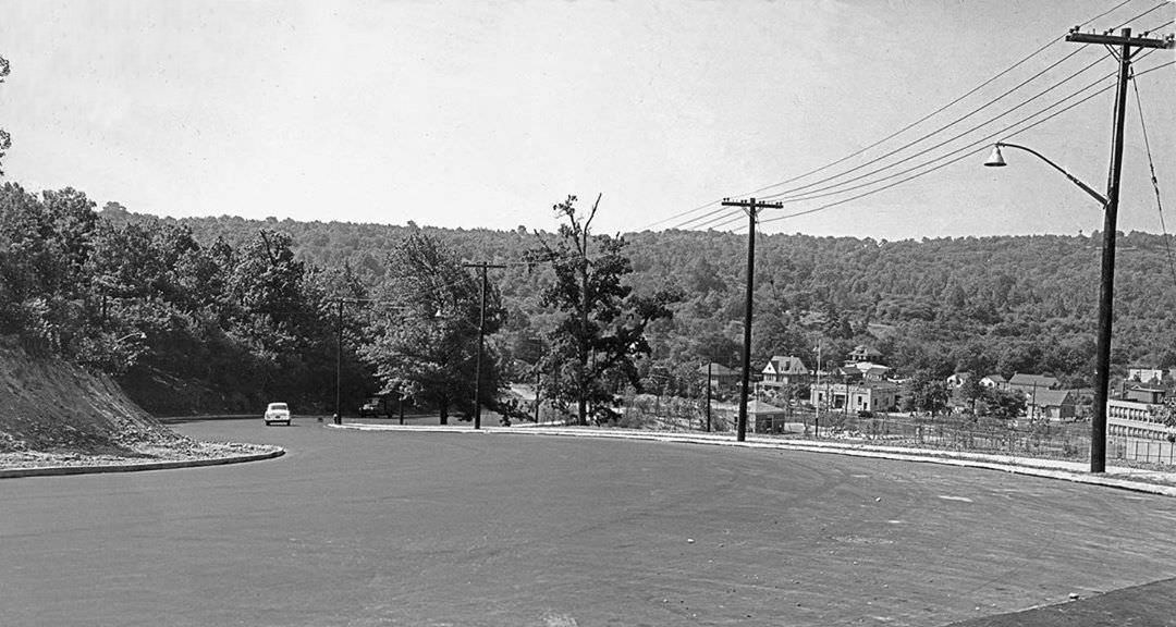 Howard Ave Looking Towards Clove Road, Circa 1959 When The Hills Of The Valley Were Still There, 1959.