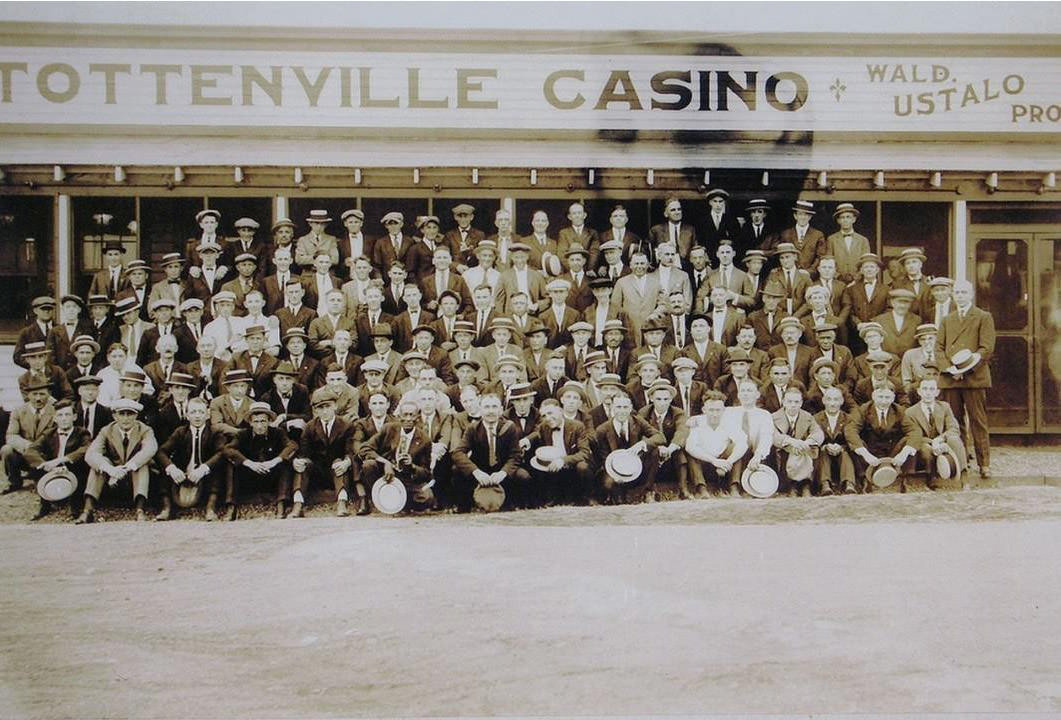 Tottenville Casino, Popular Restaurant And Dance Hall, Also Served As A Banquet Hall; Burned Down In 1940.