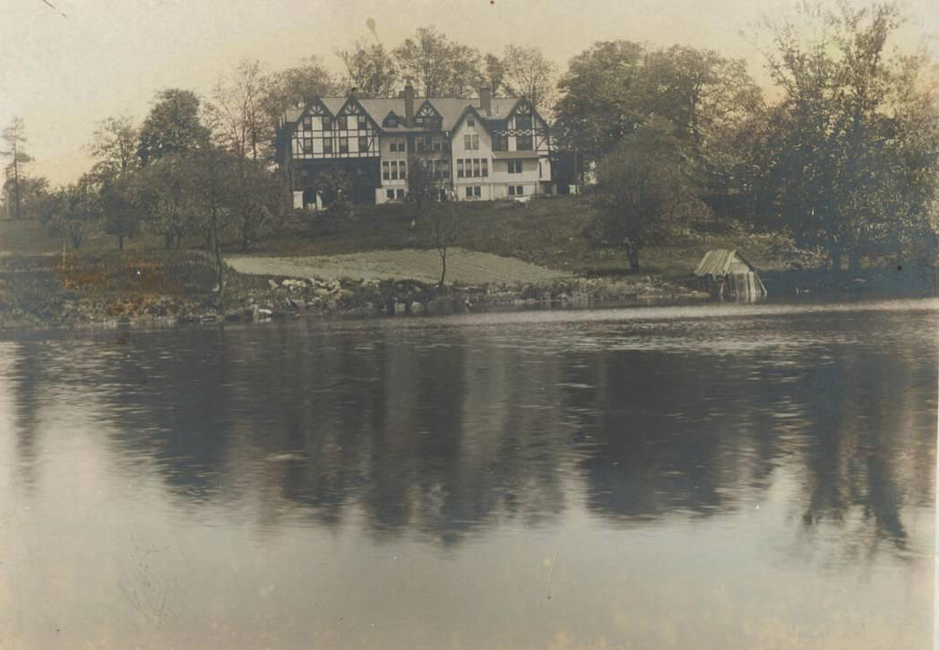 Actors Home In West Brighton, Staten Island, 1910.