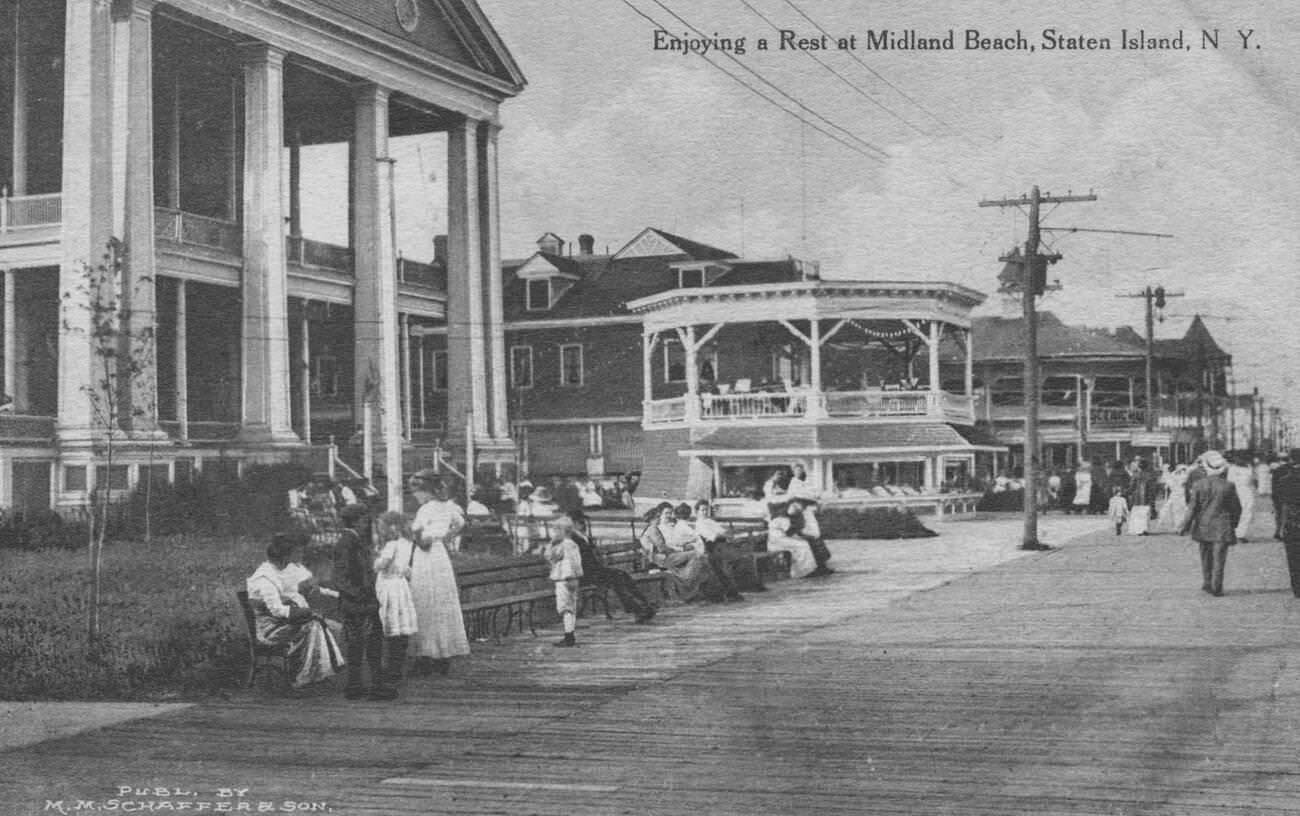 Boardwalk And Bandstand At Midland Beach, Staten Island, 1900.