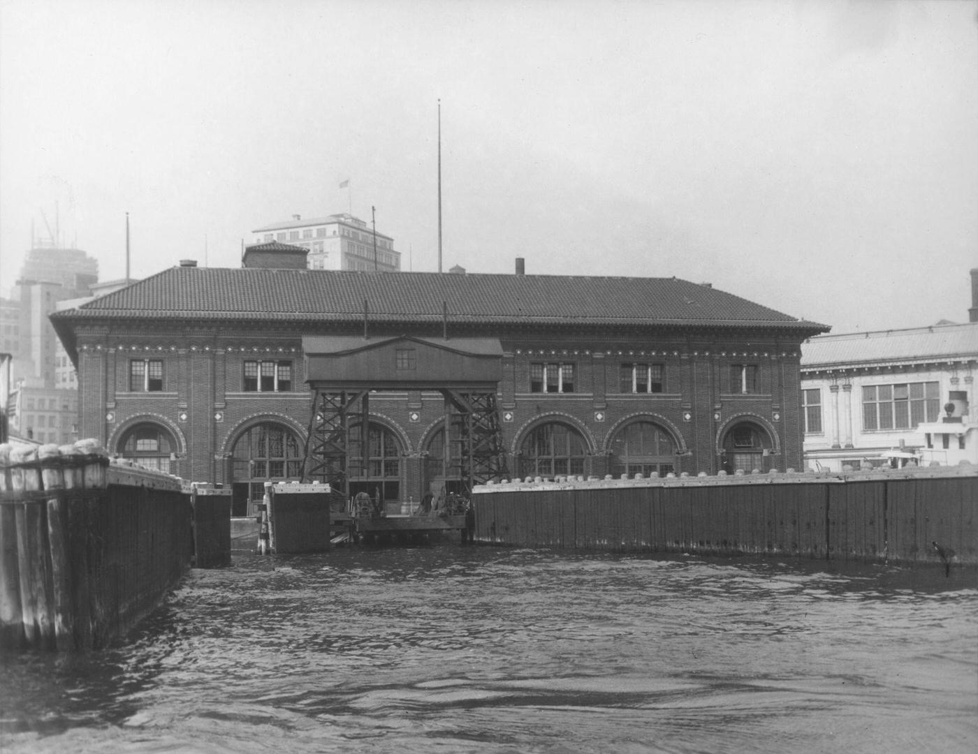 The New York Side Of The Staten Island Ferry Captured In 1929, New York.