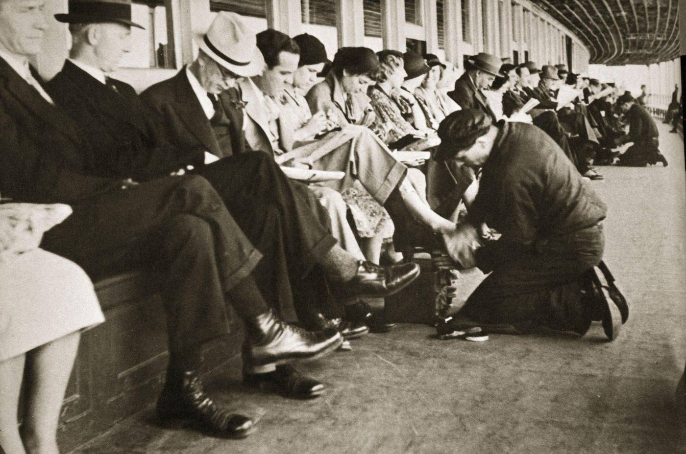 Shoe Shiners At Work On Board The Staten Island Ferry, Usa, Circa 1920S-1930S.