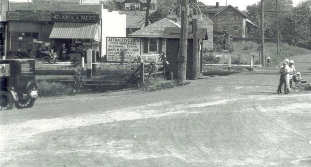 Annadale Near The Train Station, The Great Atlantic &Amp;Amp; Pacific Tea Co. At Left, 1920S