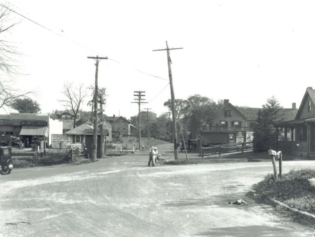 Annadale Near The Train Station, The Great Atlantic &Amp;Amp; Pacific Tea Co. At Left, 1920S