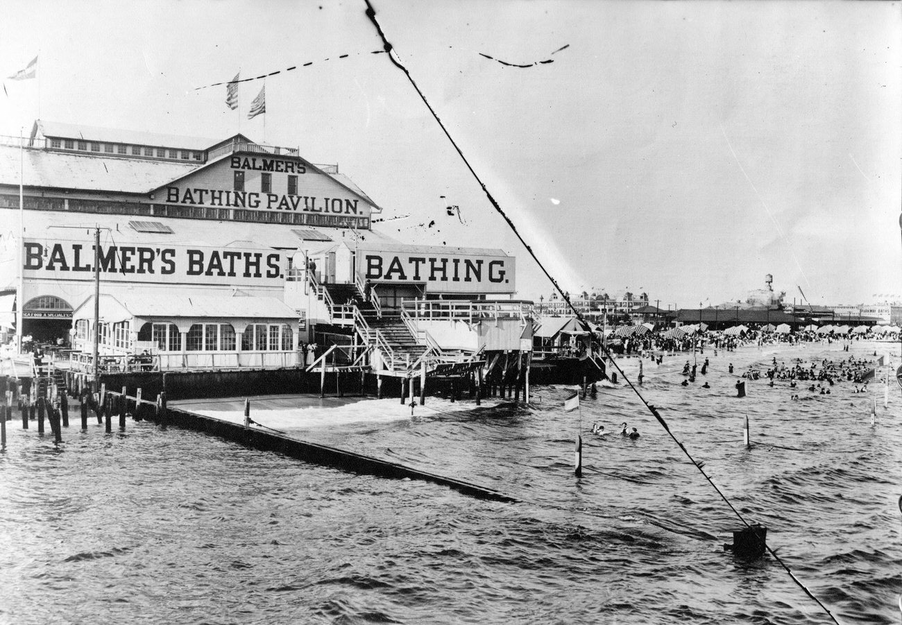 Balmer'S Beach And Bathing Pavilion In Brighton Beach, Brooklyn, 1895