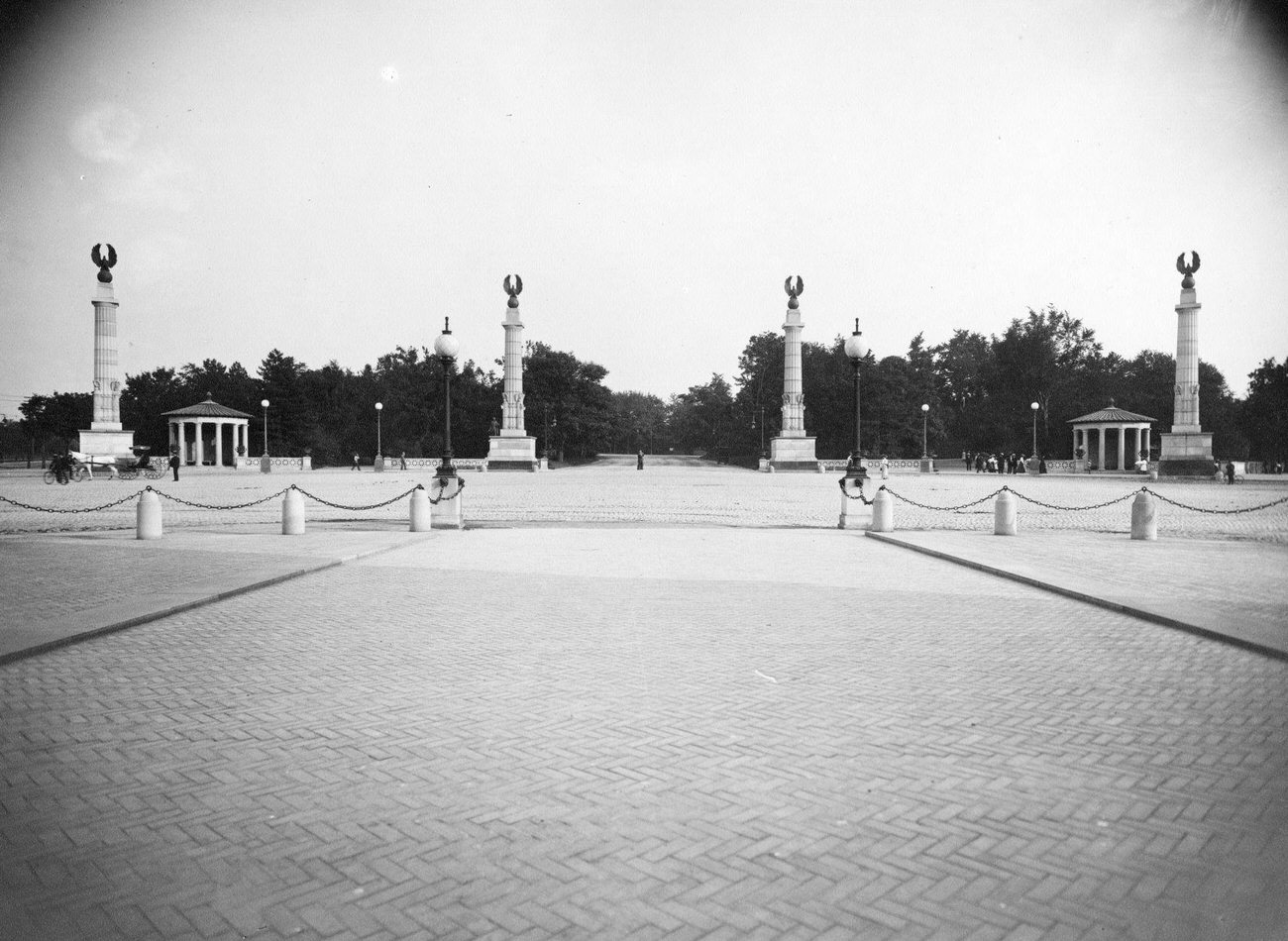 Entrance To Prospect Park At Grand Army Plaza On Flatbush Avenue, Brooklyn, 1895