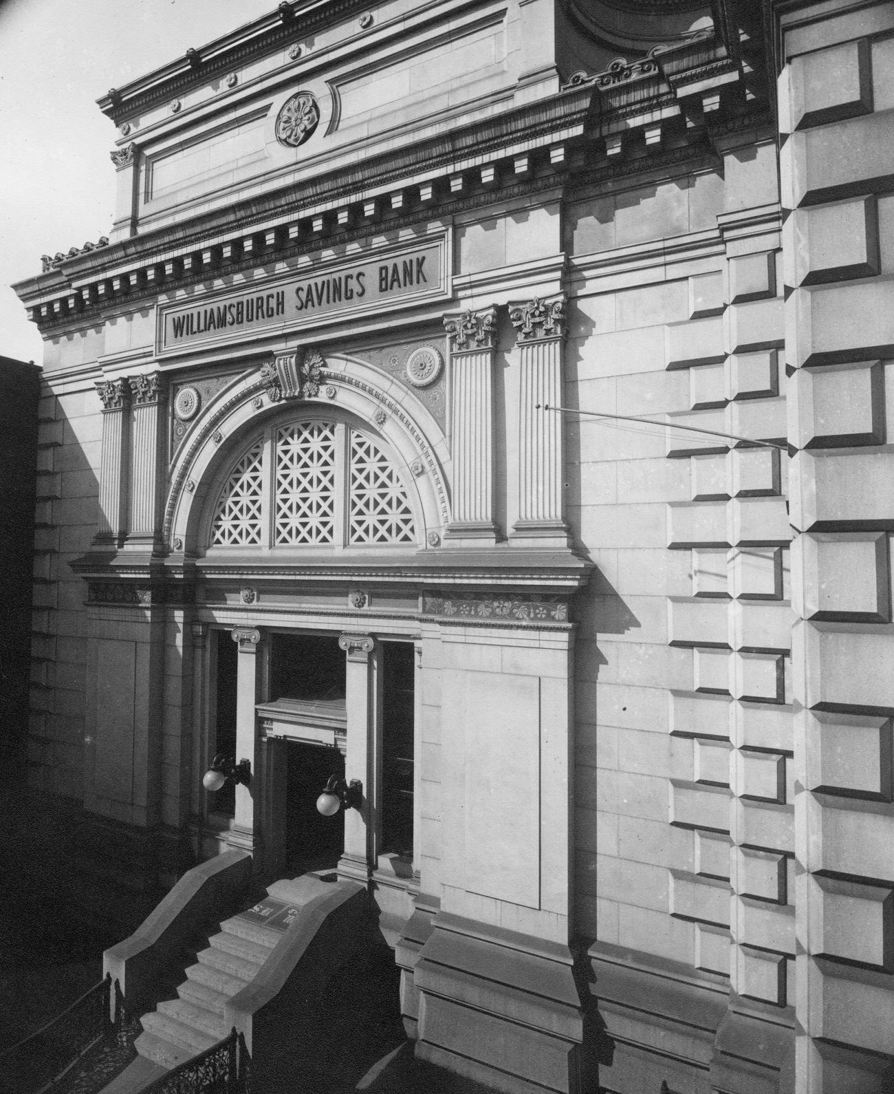 Williamsburgh Savings Bank, Brooklyn, 1895.