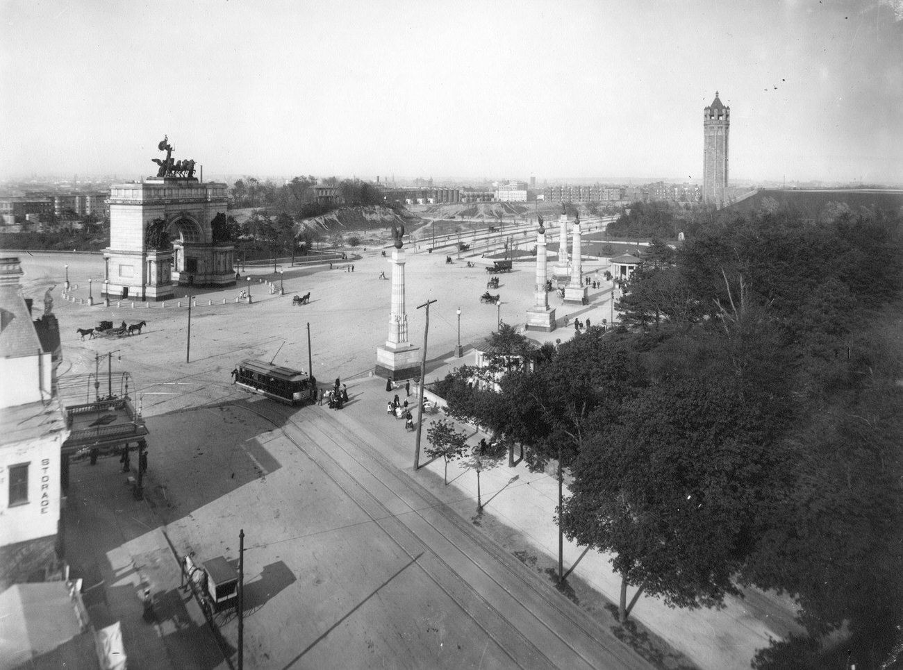 Grand Army Plaza And Prospect Park Entrance, Brooklyn, 1895