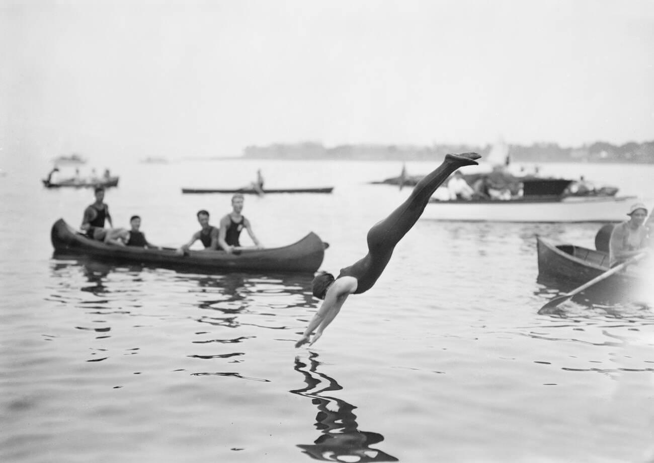 Josephine Bartlett Diving During A Swimming Contest At Sheepshead Bay, Brooklyn, 1914.