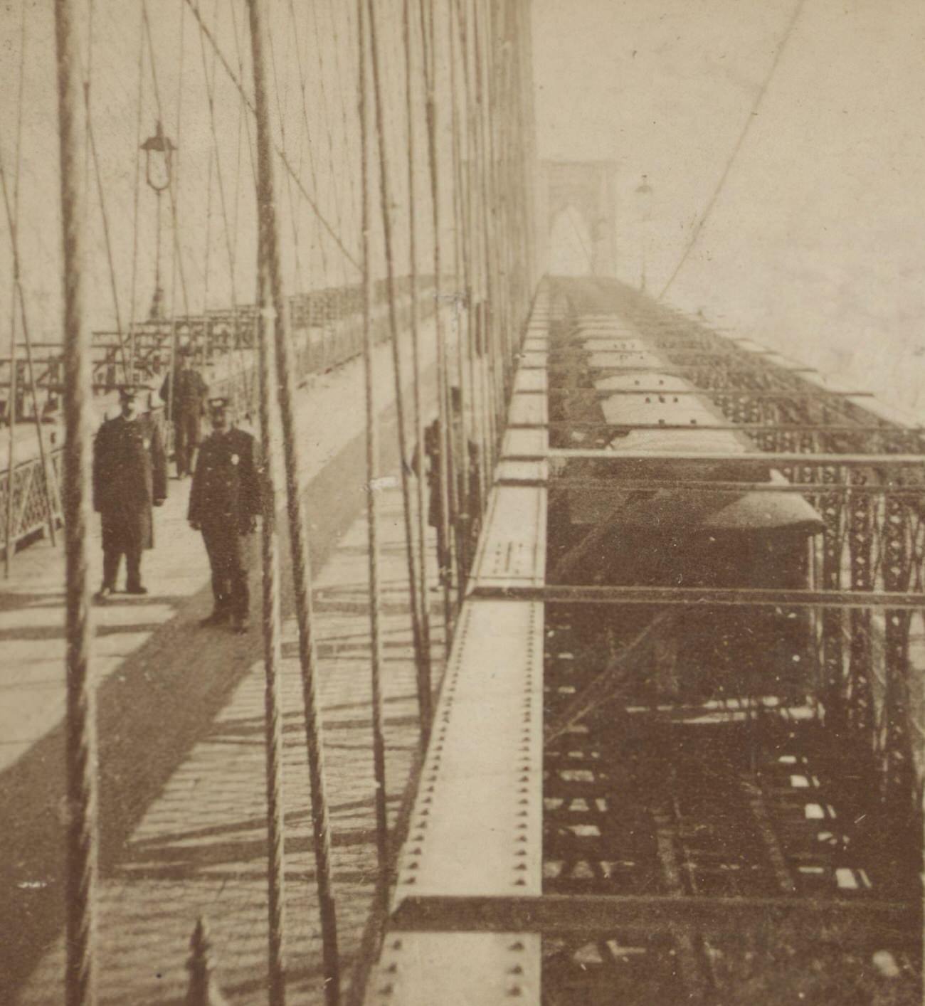 Cable R.r. Promenade On New York &Amp;Amp; Brooklyn Bridge, 1910