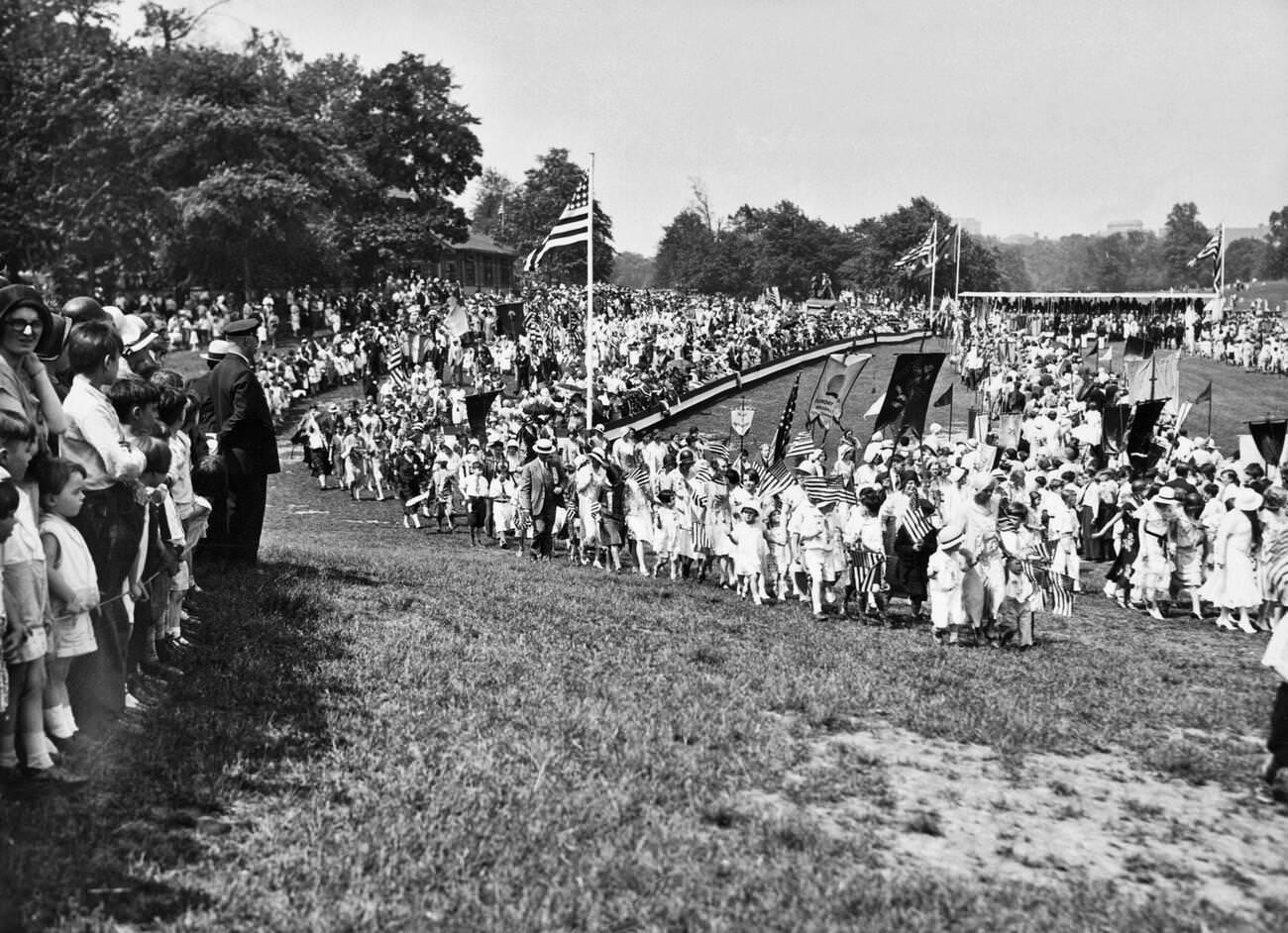 Brooklyn Sunday School Pupils In 102Nd Anniversary Parade, Circa 1928