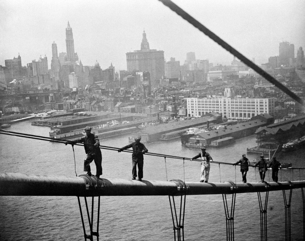 Cleaning Brooklyn'S Famous Suspension Bridge, June 2, 1931