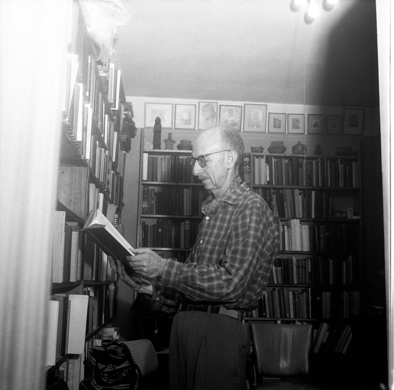 Bertram Wolfe At His Apartment In Brooklyn Heights, 1958.