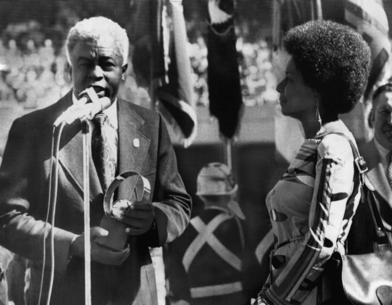 Jackie Robinson And Wife Rachel Accepting An Award During 1972 World Series.