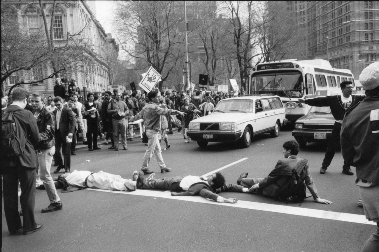 Act Up Demonstrators Block Brooklyn Bridge Access, 1989