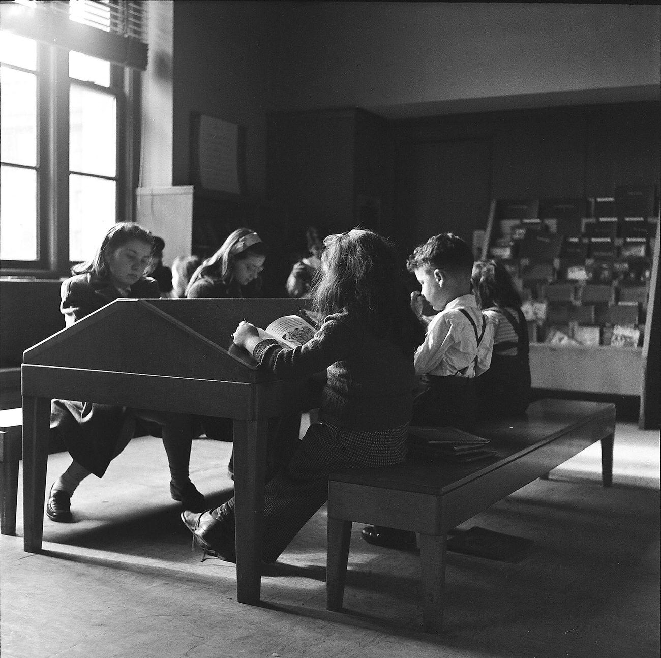 Kids In Reading Activity, 1947