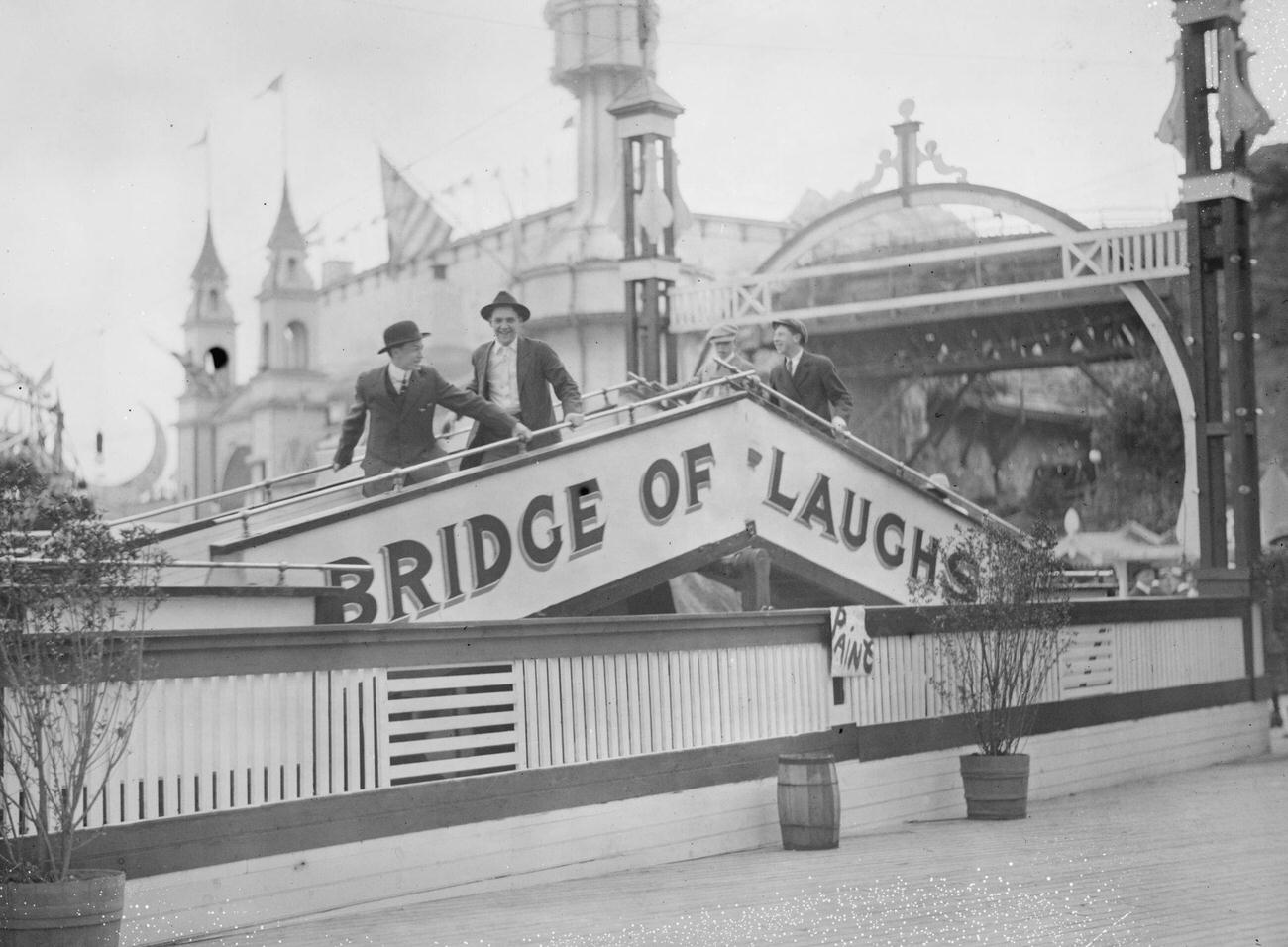 Luna Park'S Bridge Of Laughs Attraction, Circa 1905