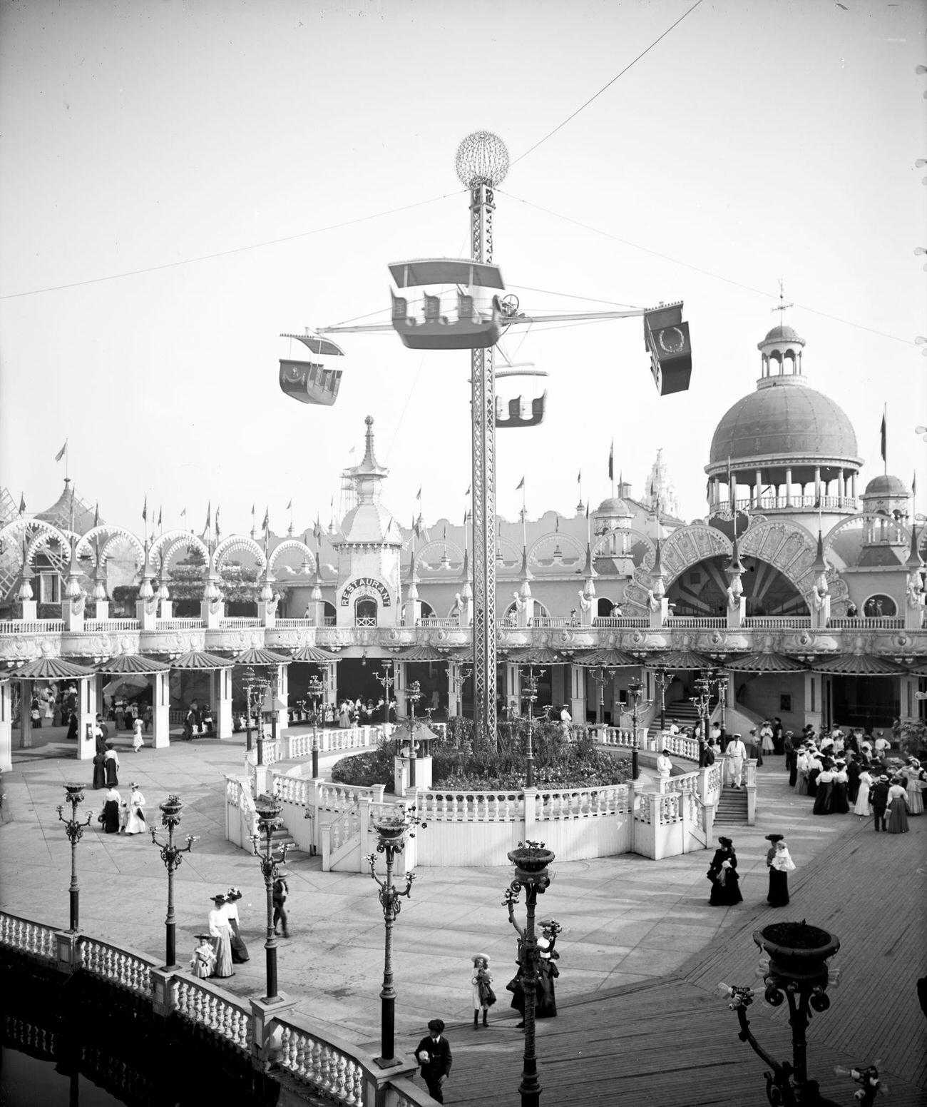 Whirl Of The Whirl Amusement Ride At Luna Park, Early 20Th Century