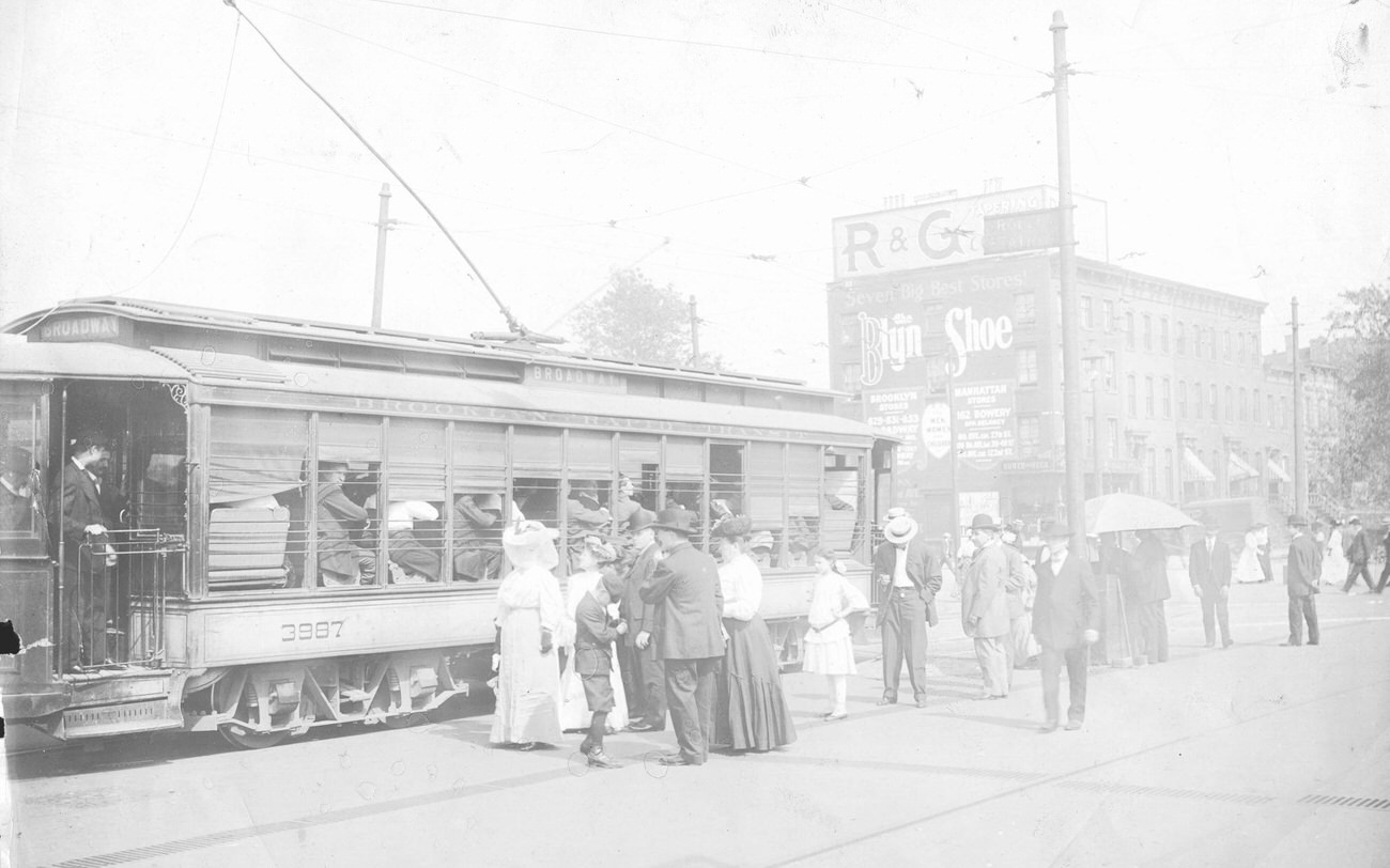 Boarding The Streetcar To Coney Island At Williamsburg Bridge Plaza, 1910S