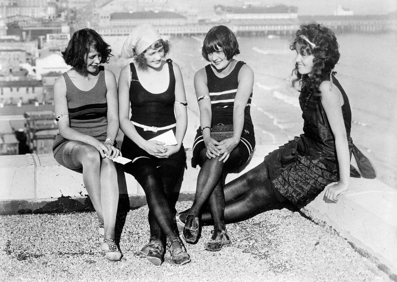 Four Young Women On A Coney Island Roof, Circa 1925