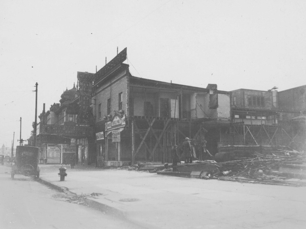 Henderson'S Restaurant Demolition, 1923