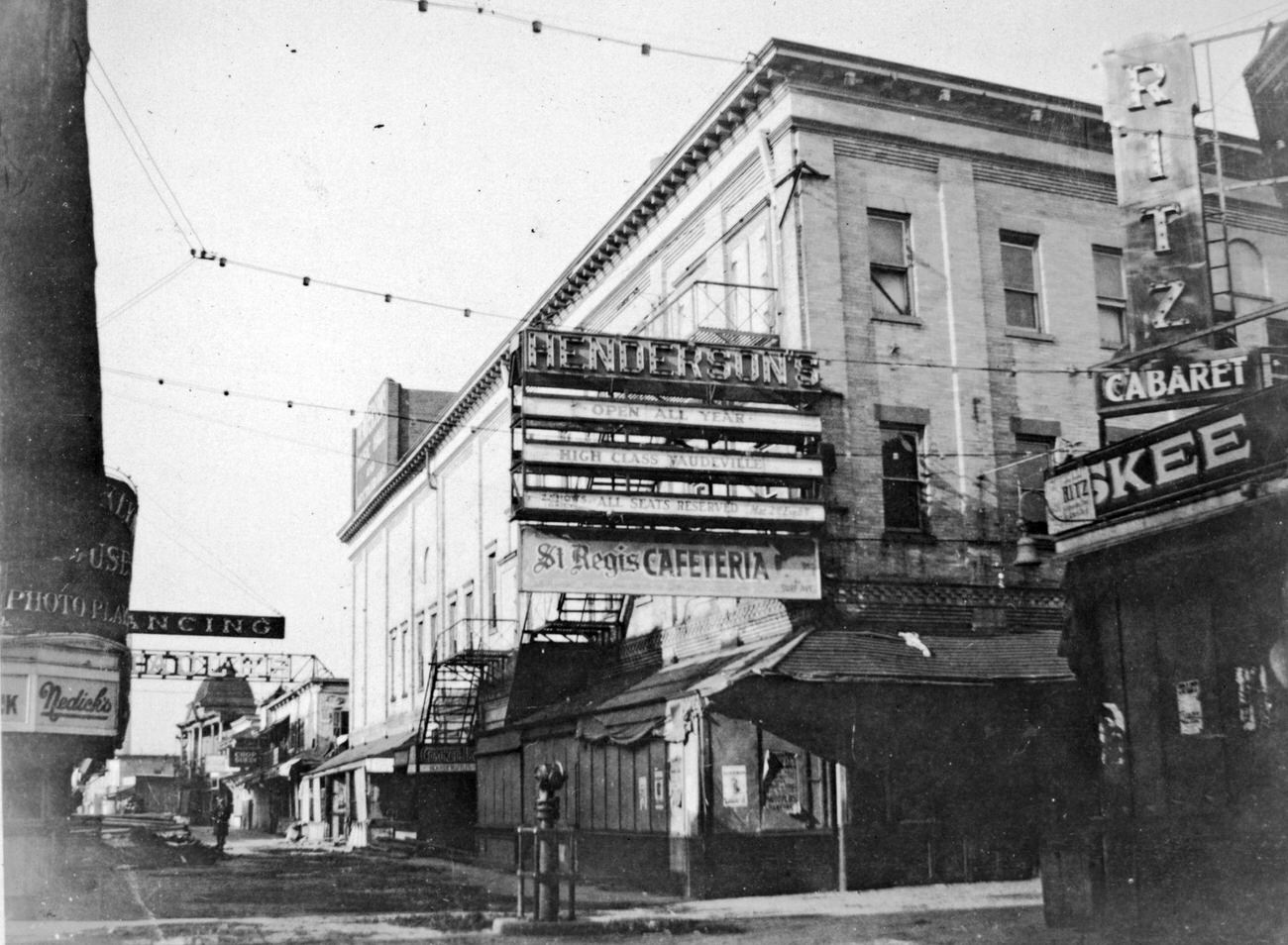 Henderson'S Music Hall On Bowery, 1923