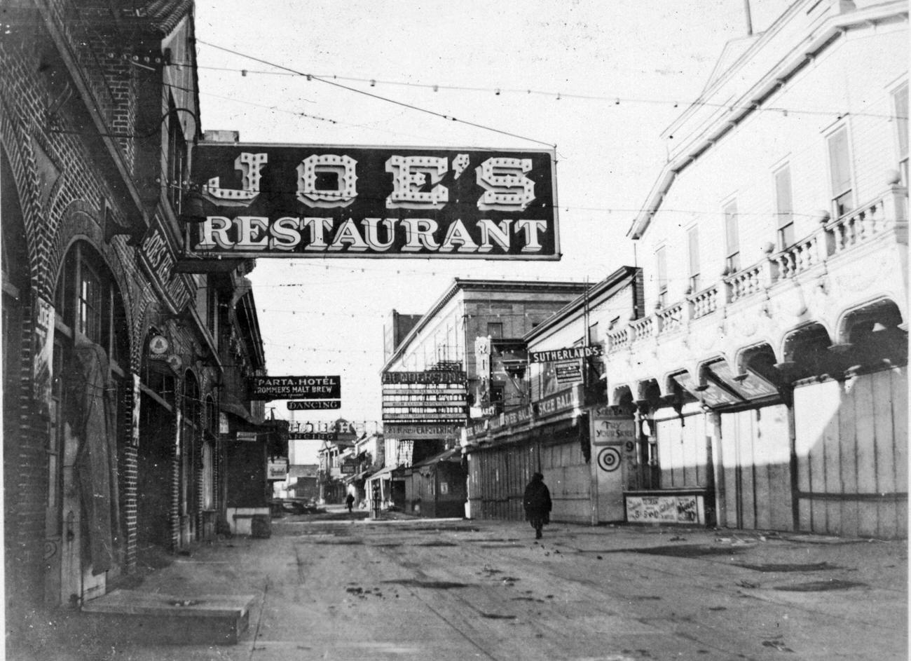 Bowery From Vanderveer'S Music Hall, 1923