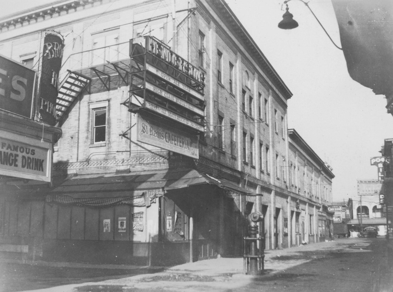 Henderson'S Music Hall On Henderson'S Walk, 1923