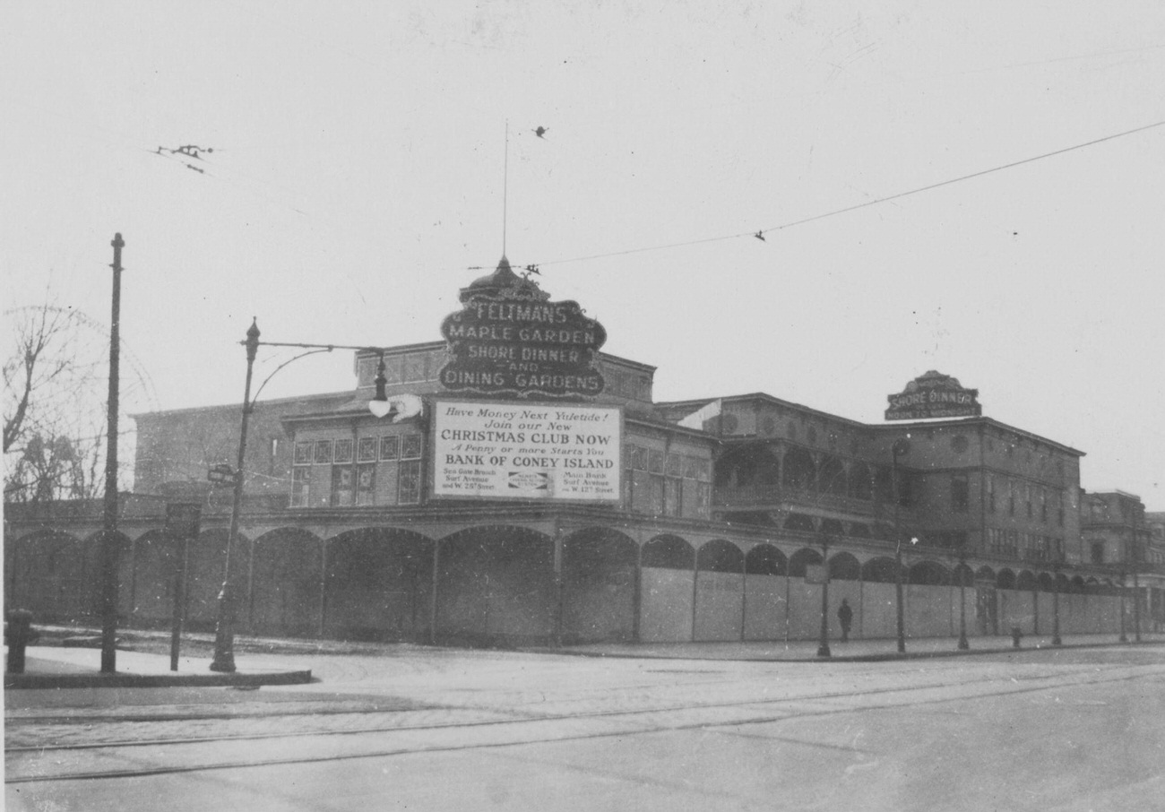 Feltman'S Maple Garden And Shore Dinner Area, 1924.