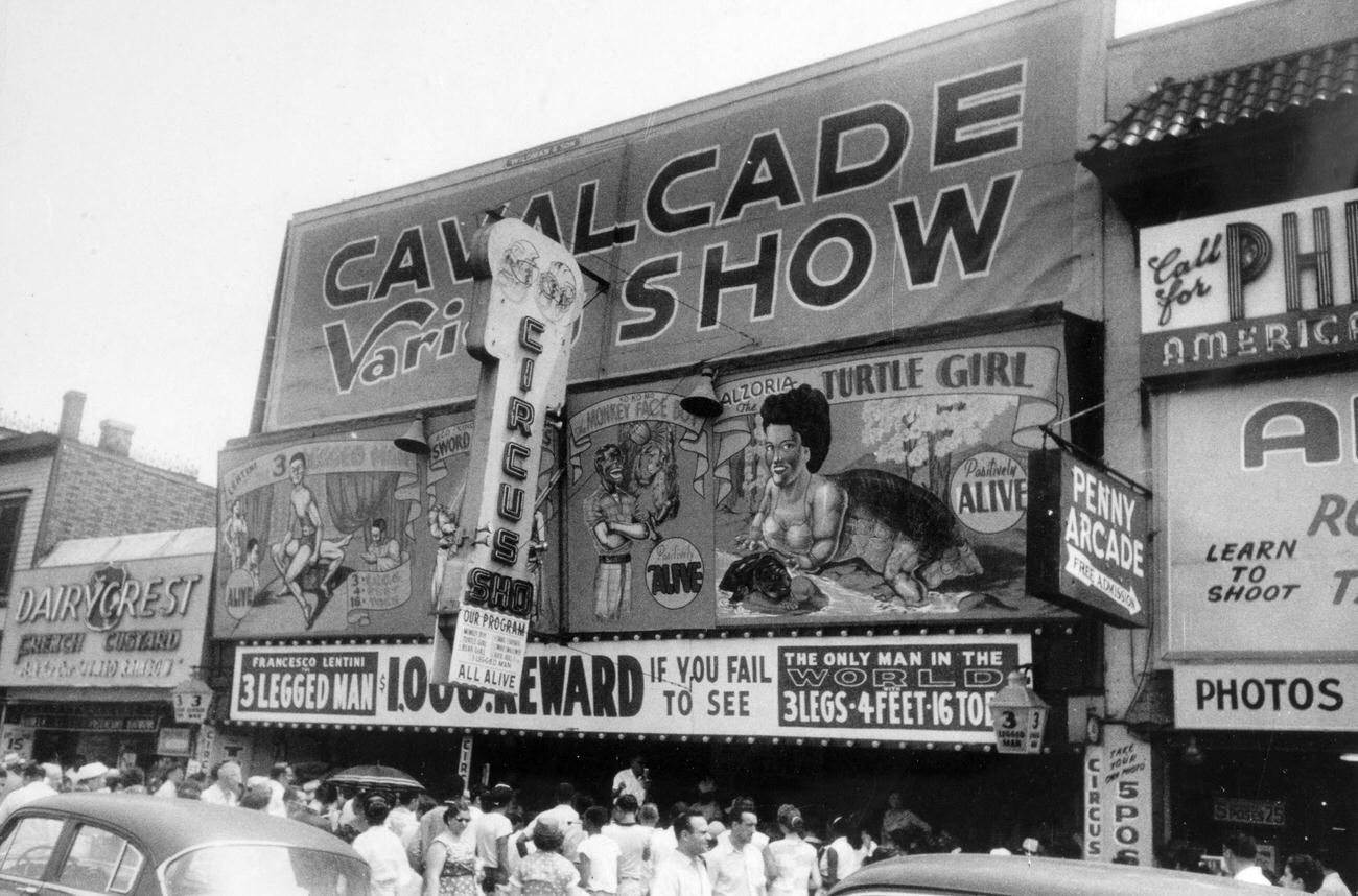 Coney Island, World'S Largest Amusement Park, 1950S
