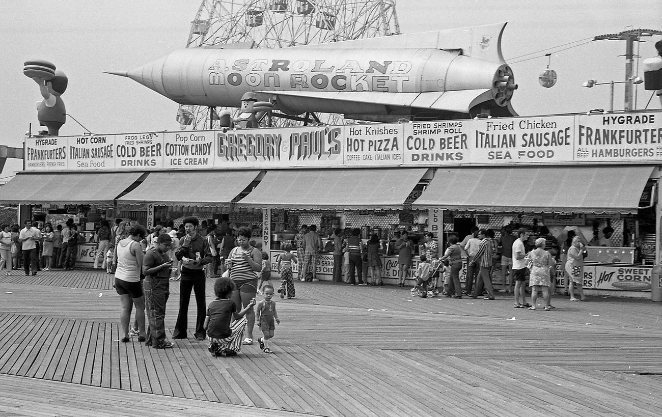 Gregory &Amp;Amp; Paul'S Restaurant On Coney Island Boardwalk, 1973