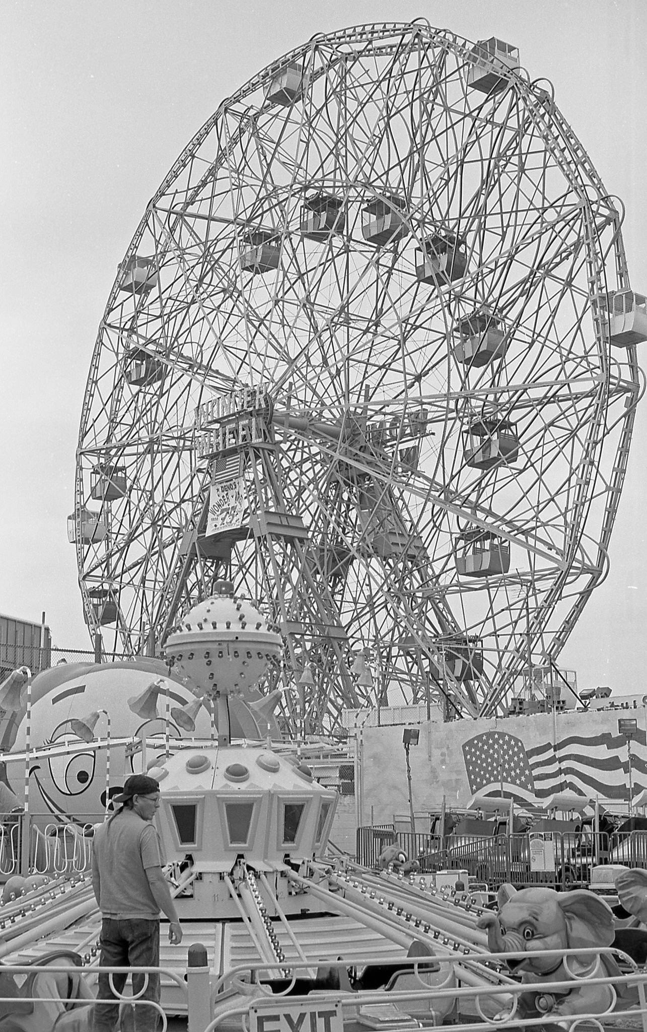 Wonder Wheel At Astroland Park, June 24, 1995