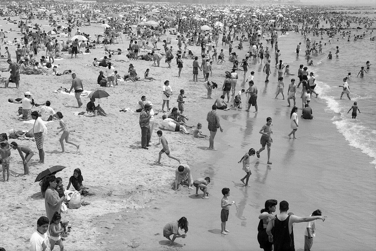 Fourth Of July Crowd At Coney Island