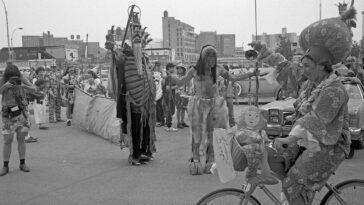 Capturing The Essence Of The 1989 Coney Island Mermaid Parade Through Enchanting Photos