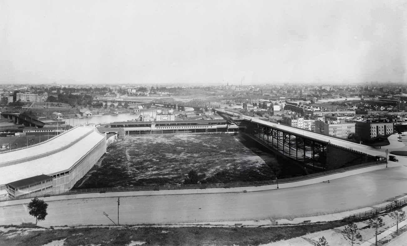The Polo Grounds, Viewed Across The Hudson River Towards The Bronx, 1895.