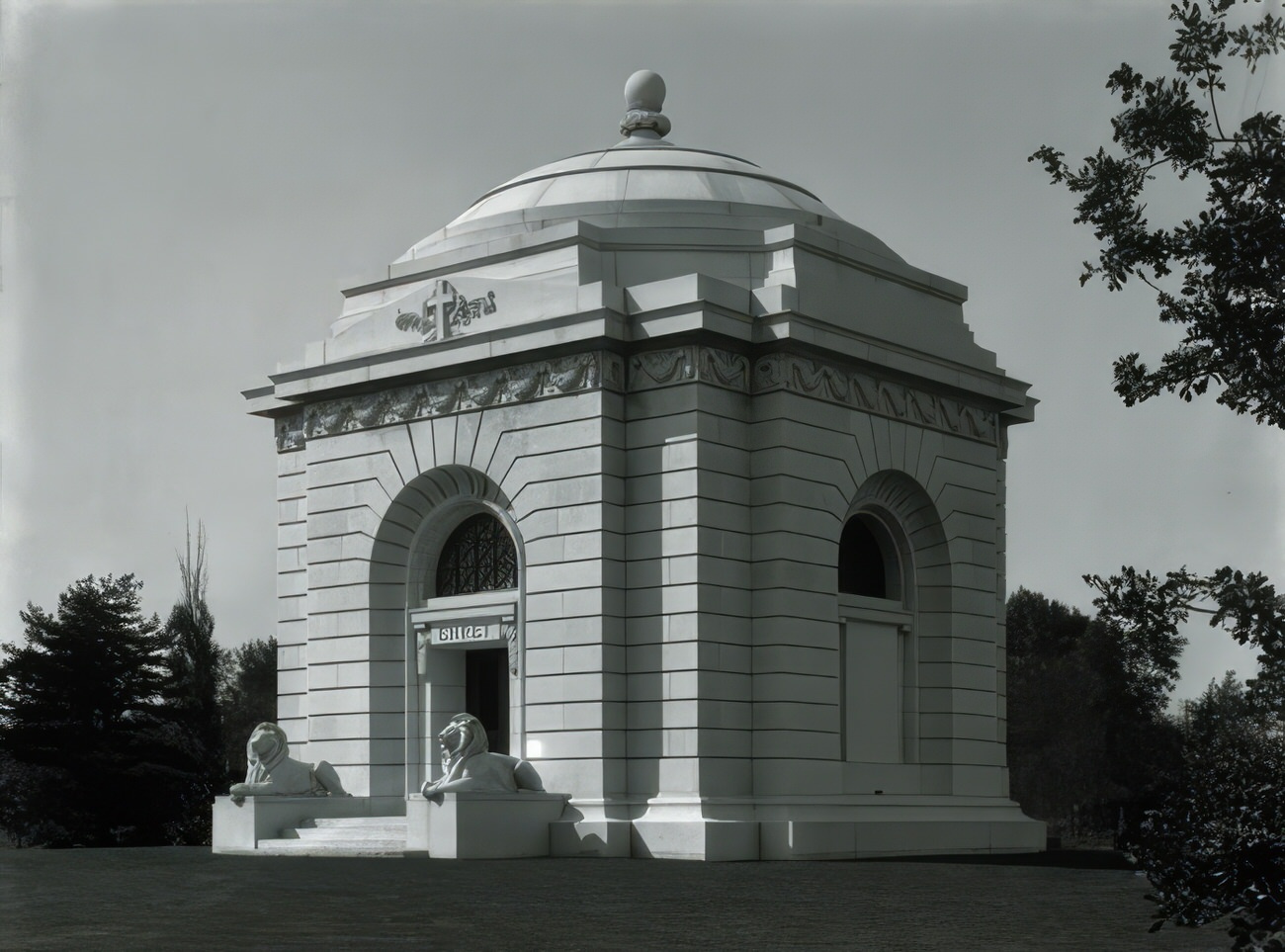 Woodlawn Cemetery, Ehret Mausoleum, Circa 1905.