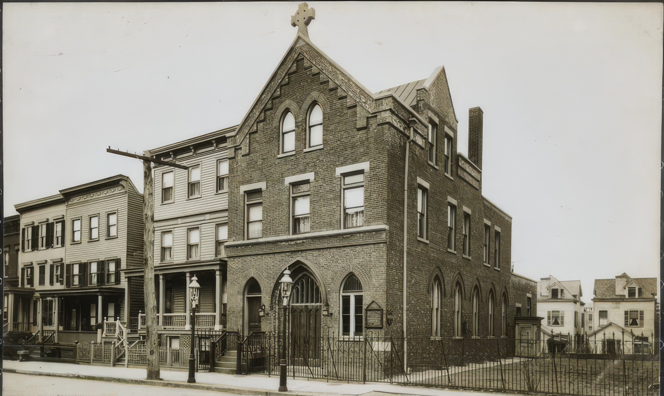 Tremont German M.e. Church, New York, Circa 1909.